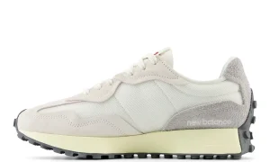 New Balance 327 Ayakkabı Modeli ile Tarzınızı Yaratın