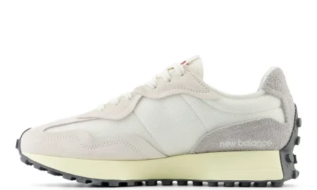 New Balance 327 Ayakkabı Modeli ile Tarzınızı Yaratın