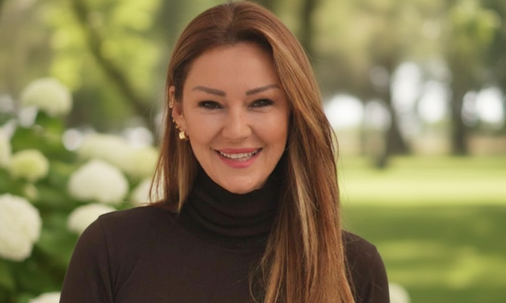 Pınar Altuğ’un Cenaze Tarzı Tartışma Konusu Oldu