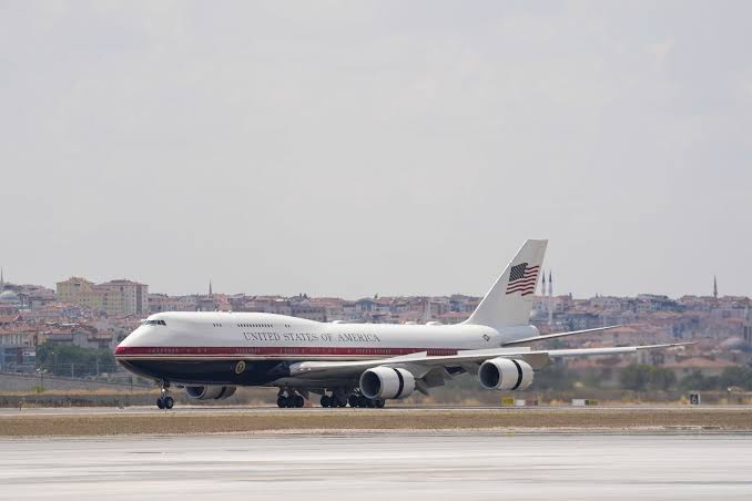 Donald Trump'ın Uçağı Ankara'ya İndi