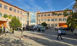 Manisa'da Okul Yakınındaki Saldırı