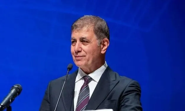 Cemil Tugay Ak Parti'ye Geçiyor
