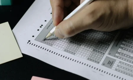 KPSS Ön Lisans sonuçları için optik form dolduran aday